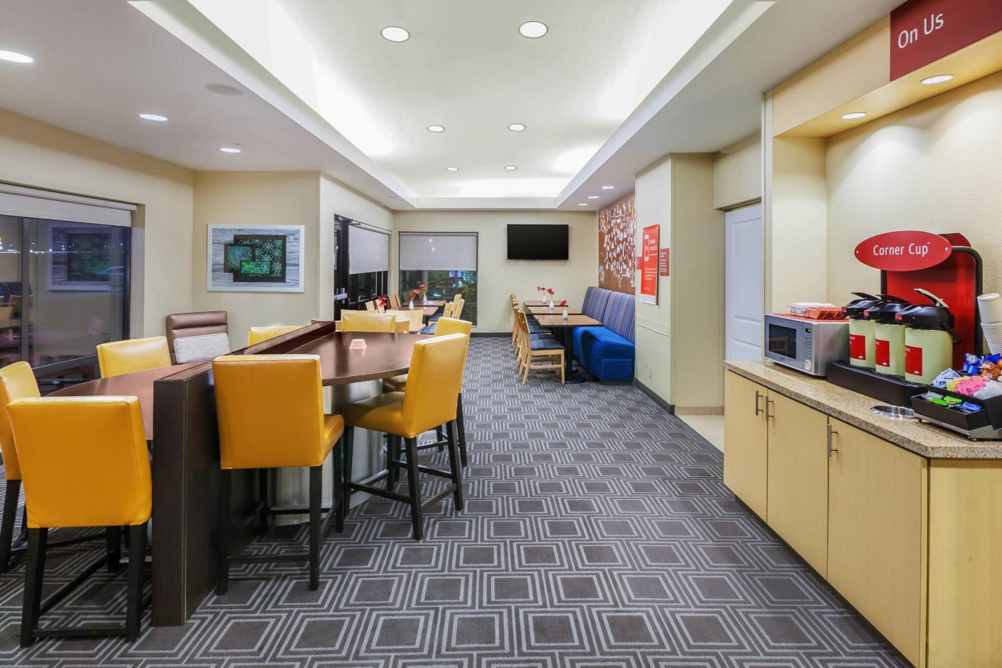 Towneplace Suites By Marriott Tulsa North/Owasso Exterior foto